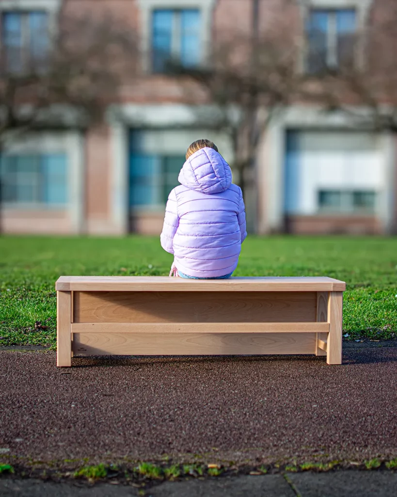 Création de bancs en hêtre massif sur-mesure